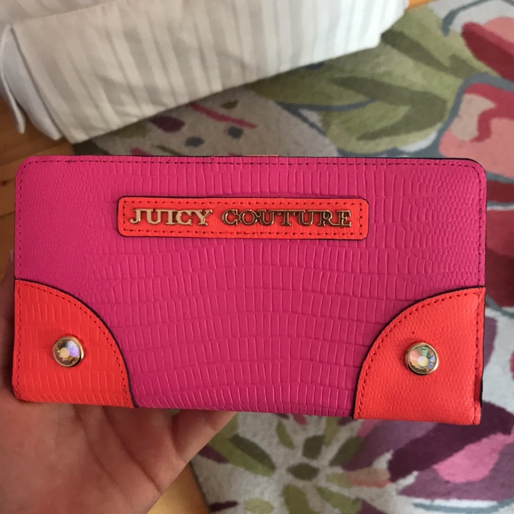 Juicy couture wallet